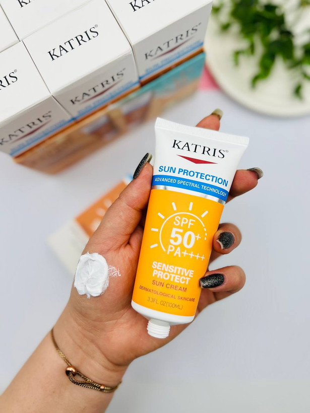 ضد افتاب بی رنگ کاتریس spf50 حجم ۱۰۰ میل
